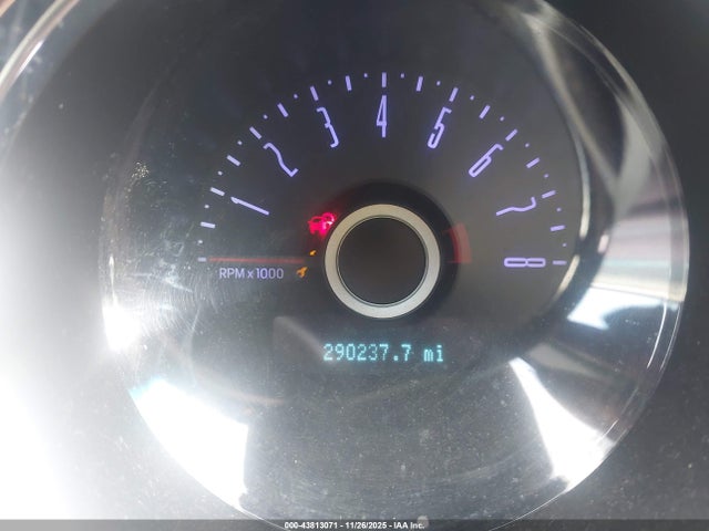 Продаж на аукціоні авто 2014 Ford Mustang V6, vin: 1ZVBP8EM9E5205953, номер лоту: 43813071