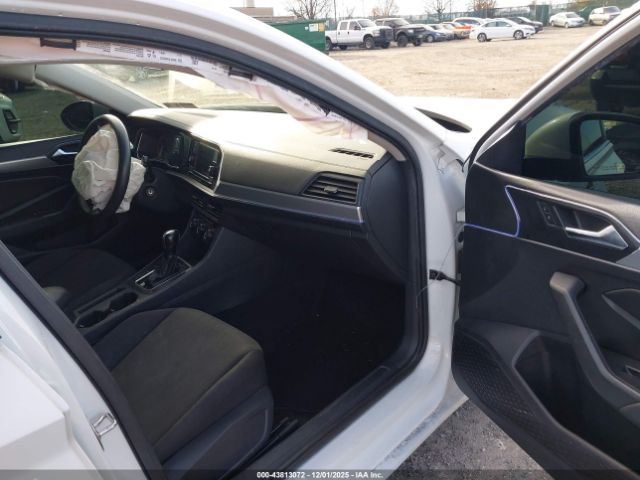 2019 VOLKSWAGEN JETTA 3VWC57BU3KM125725 Photo 4