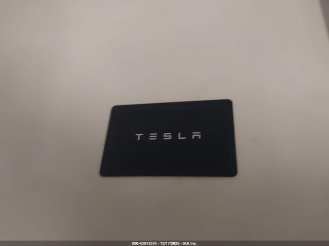 2026 TESLA MODEL Y 7SAYGDED0TA452117 Photo 10