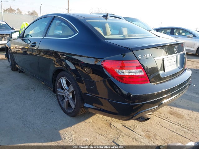 WDDGJ4HB1EG297213 Mercedes-Benz C 250
