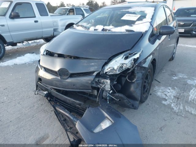 2013 TOYOTA PRIUS JTDKN3DU5D1638673 Photo 5