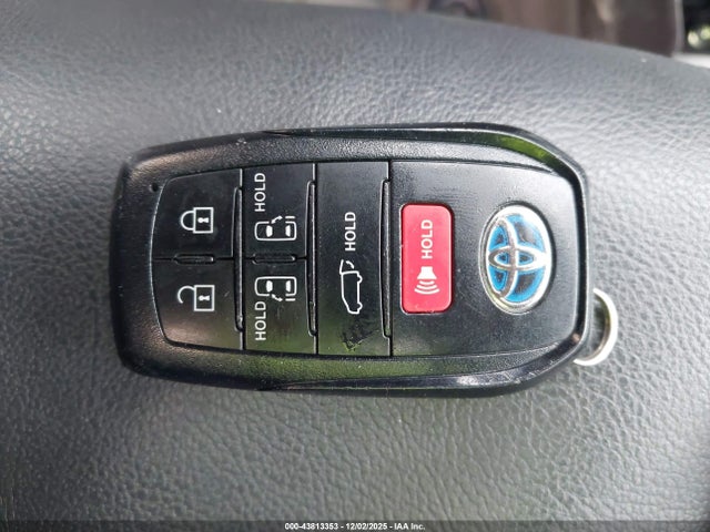 2021 TOYOTA SIENNA 5TDXRKEC2MS007229 Photo 10