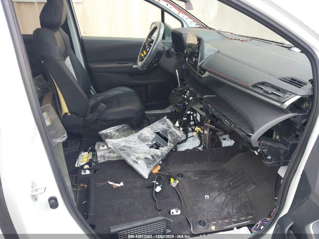 2021 TOYOTA SIENNA 5TDXRKEC2MS007229 Photo 4