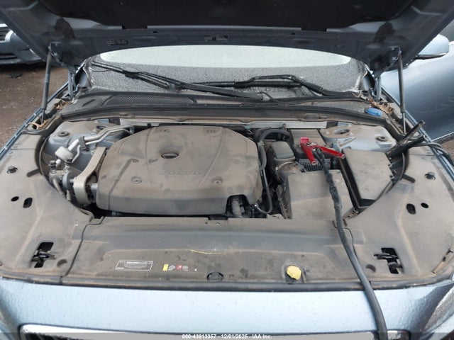 2017 VOLVO S90 YV1A22ML2H1000970 Photo 9