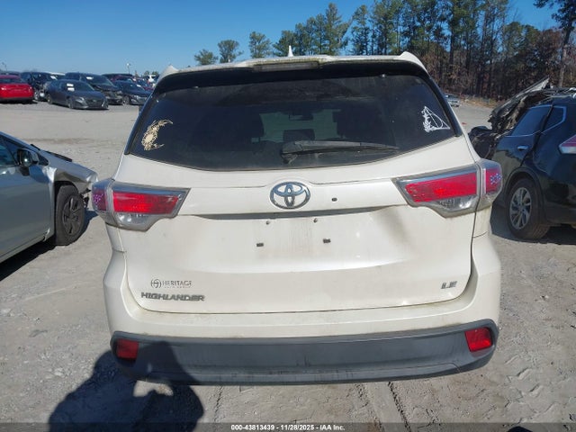 Aukcja sprzedaży 2015 Toyota Highlander Le Plus V6, vin: 5TDZKRFH7FS042013, numer aukcji: 43813439