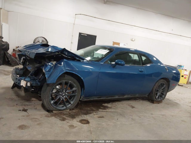 Продажа на аукционе авто 2023 Dodge Challenger Sxt Awd, vin: 2C3CDZGGXPH696627, номер лота: 43813444