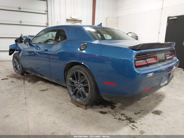 Продажа на аукционе авто 2023 Dodge Challenger Sxt Awd, vin: 2C3CDZGGXPH696627, номер лота: 43813444