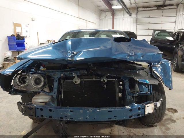 Продажа на аукционе авто 2023 Dodge Challenger Sxt Awd, vin: 2C3CDZGGXPH696627, номер лота: 43813444
