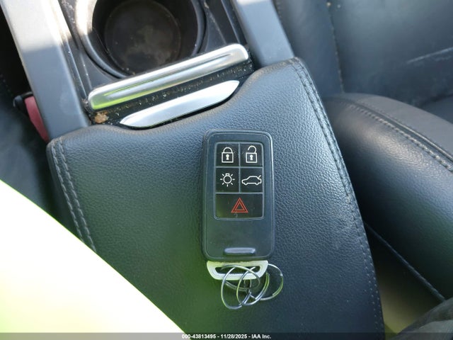 2015 VOLVO V60 YV140MEMXF1265185 Photo 10