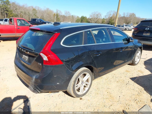 2015 VOLVO V60 YV140MEMXF1265185 Photo 3