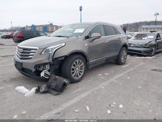 2018 CADILLAC XT5 1GYKNCRS5JZ117791 Photo 1