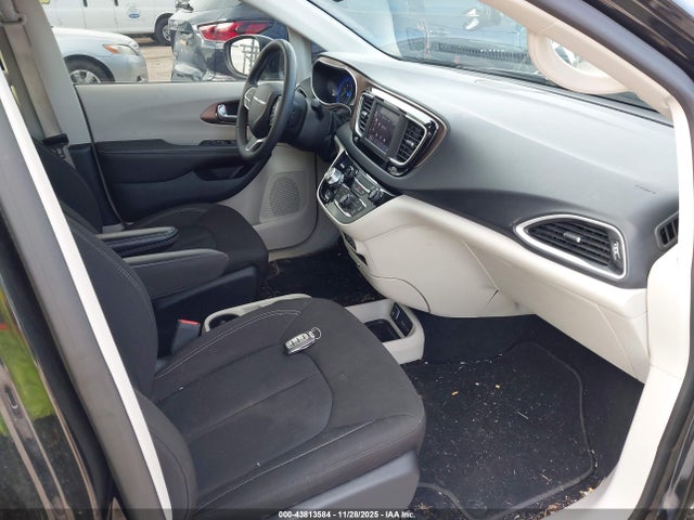 2023 CHRYSLER VOYAGER 2C4RC1CG7PR621684 Photo 4