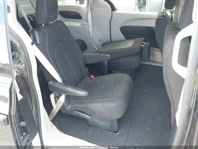 2023 CHRYSLER VOYAGER 2C4RC1CG7PR621684 Photo 7