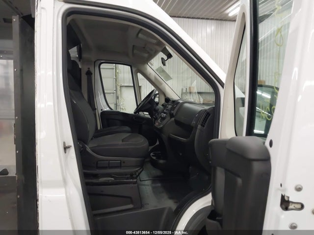 2014 Ram Promaster 3500 High Roof მანქანა იყიდება აუქციონზე, vin: 3C6URVJG4EE110409, აუქციონის ნომერი: 43813654