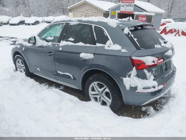 2019 AUDI Q5 WA1ANAFY6K2142024 Photo 2