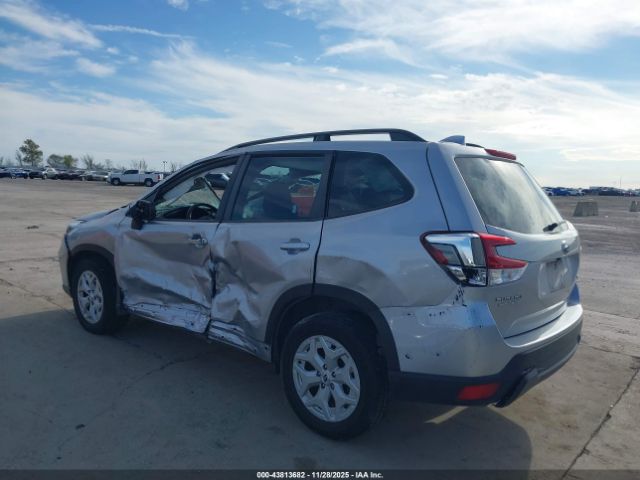 2021 SUBARU FORESTER JF2SKADC2MH593916 Photo 2