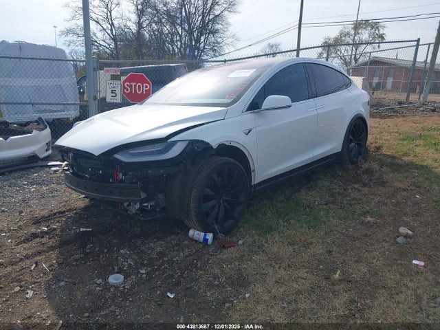 2020 TESLA MODEL X 5YJXCBE26LF239280 Photo 1