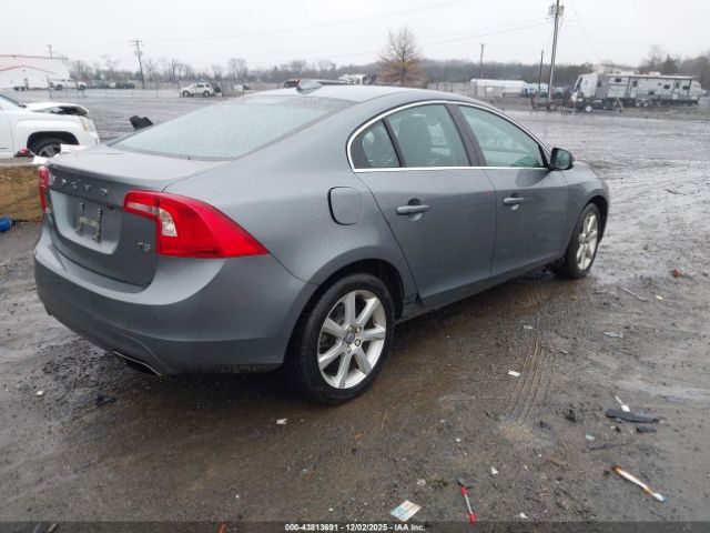 2016 VOLVO S60 YV126MFK0G2410071 Photo 3
