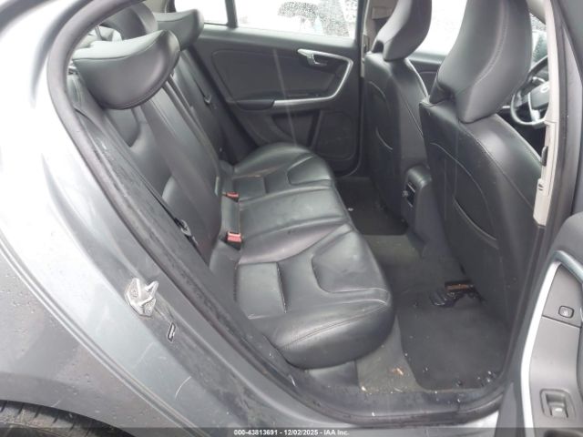 2016 VOLVO S60 YV126MFK0G2410071 Photo 7