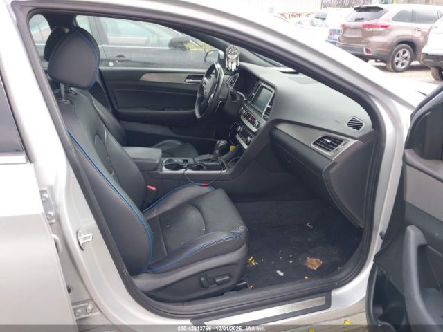 2018 HYUNDAI SONATA 5NPE34AB3JH716769 Photo 4