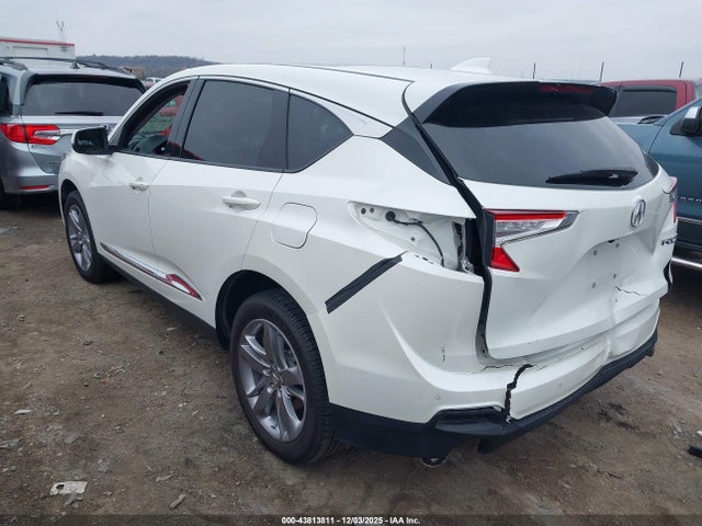 2019 ACURA RDX 5J8TC1H74KL010920 Photo 2