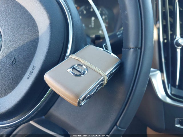 2017 VOLVO S90 YV1A22ML6H1001734 Photo 10