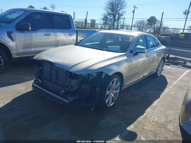 2017 VOLVO S90 YV1A22ML6H1001734 Photo 1