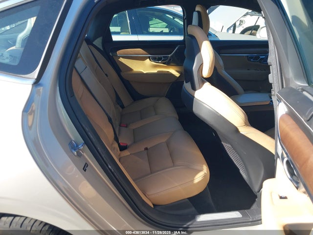 2017 VOLVO S90 YV1A22ML6H1001734 Photo 7