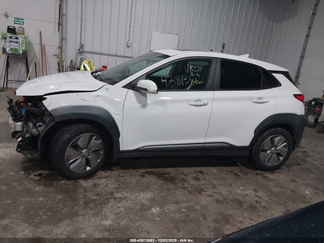 KM8K53AG8MU134644 Hyundai Kona Electric Ultimate