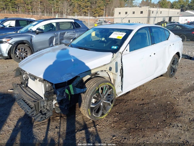 1N4BL4CW6RN408726 Nissan Altima Sr Intelligent Awd