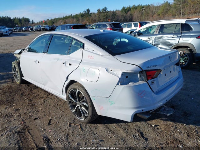 1N4BL4CW6RN408726 Nissan Altima Sr Intelligent Awd