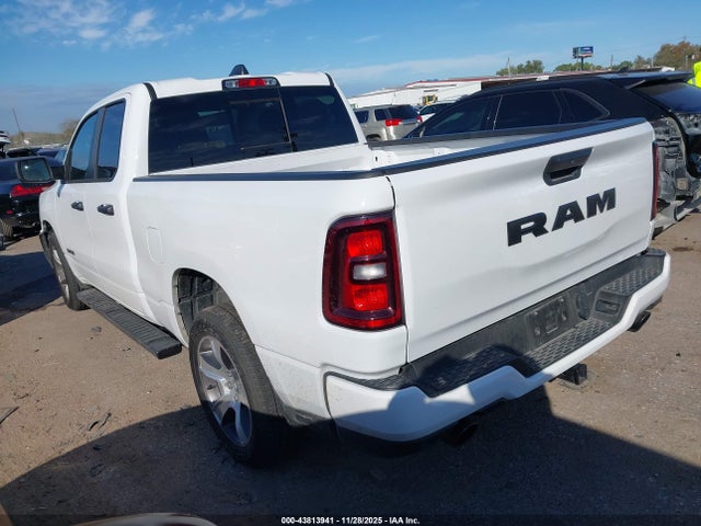 2025 RAM 1500 1C6RRECP7SN721268 Photo 2