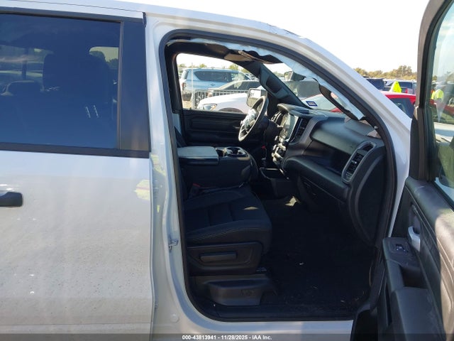 2025 RAM 1500 1C6RRECP7SN721268 Photo 4