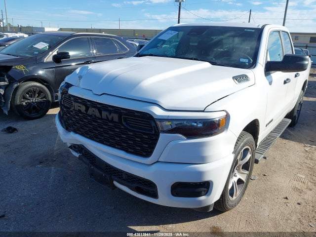 2025 RAM 1500 1C6RRECP7SN721268 Photo 5