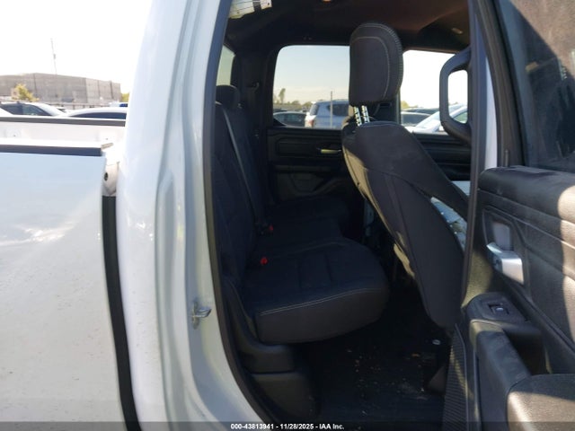 2025 RAM 1500 1C6RRECP7SN721268 Photo 7