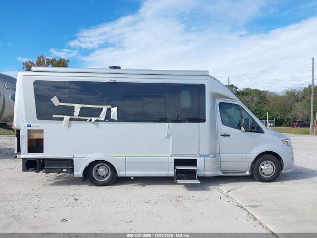 Продаж на аукціоні авто 2023 Mercedes-benz Sprinter 4500 Standard Roof 4-cyl Diesel Ho, vin: W1X9N33Y5PN225782, номер лоту: 43813950