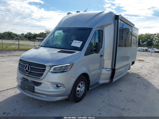 Продаж на аукціоні авто 2023 Mercedes-benz Sprinter 4500 Standard Roof 4-cyl Diesel Ho, vin: W1X9N33Y5PN225782, номер лоту: 43813950