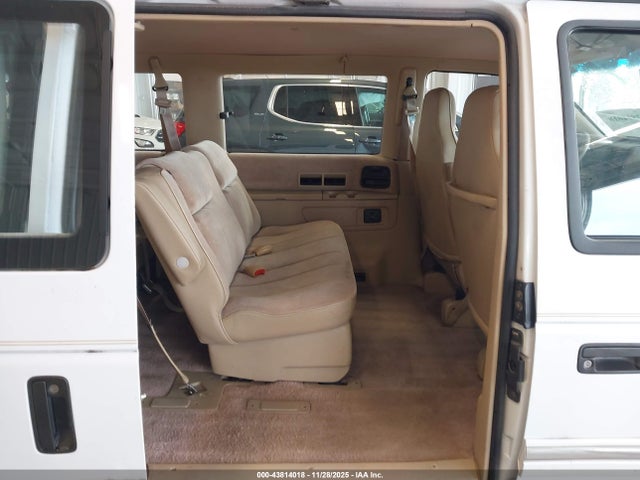 43814018 :رقم المزاد ، 1P4GH44R2PX534086 vin ، 1993 Plymouth Grand Voyager Se مزاد بيع