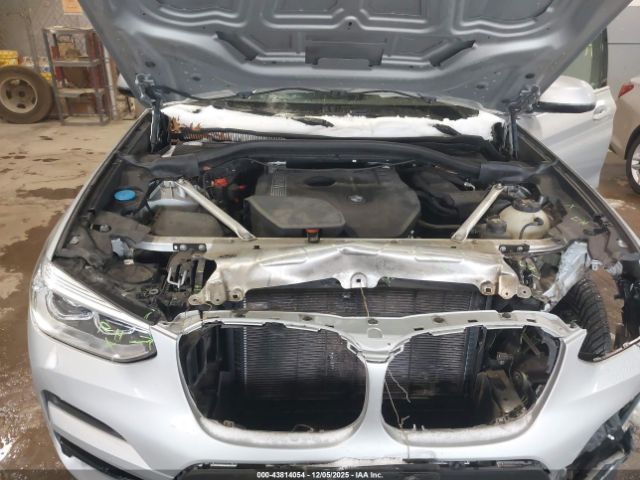 2019 BMW X3 5UXTR9C57KLR10808 Photo 9