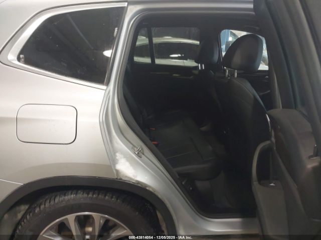 2019 BMW X3 5UXTR9C57KLR10808 Photo 7