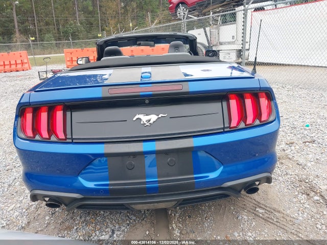 Ford Mustang Ecoboost Premium 2018 1FATP8UH5J5115498 Image 16