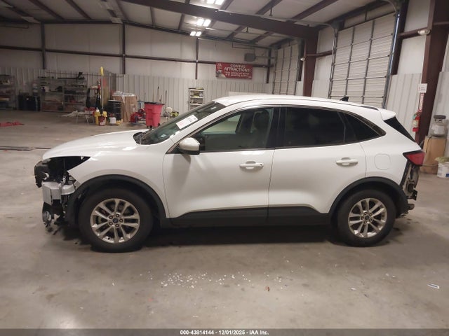 1FMCU0G69LUA32188 Ford ESCAPE SE