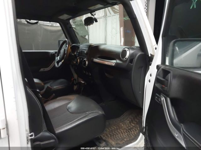 2015 JEEP WRANGLER UNLIMITED 1C4BJWDG6FL619595 Photo 4