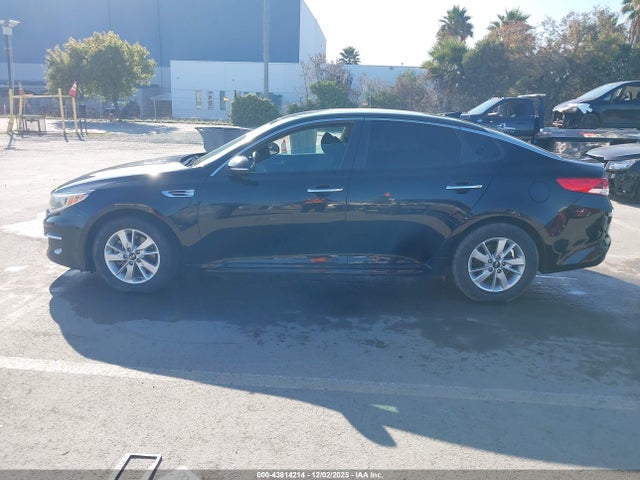 5XXGT4L30JG244718 KIA Optima Lx