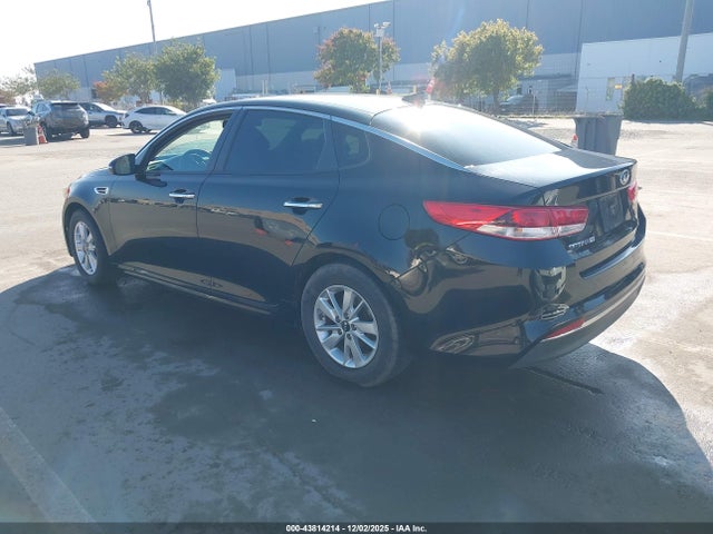 5XXGT4L30JG244718 KIA Optima Lx