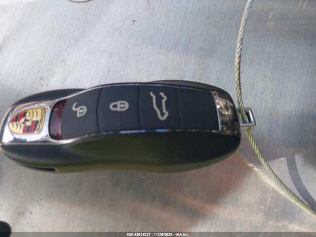 2018 PORSCHE MACAN WP1AB2A54JLB35999 Photo 10