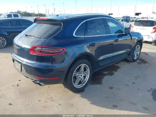 2018 PORSCHE MACAN WP1AB2A54JLB35999 Photo 3