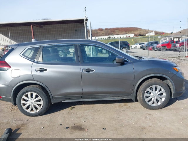 Продаж на аукціоні авто 2018 Nissan Rogue S, vin: JN8AT2MV7JW309223, номер лоту: 43814242