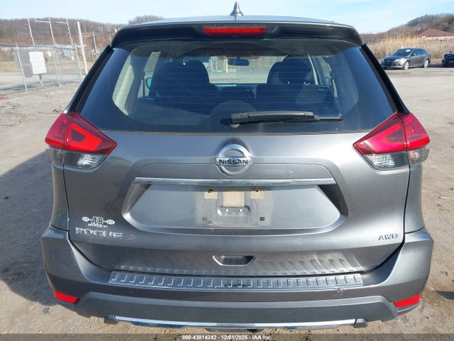 Продаж на аукціоні авто 2018 Nissan Rogue S, vin: JN8AT2MV7JW309223, номер лоту: 43814242