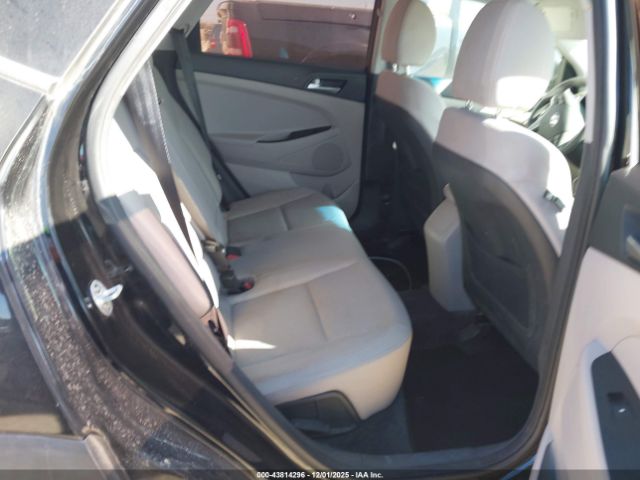 2019 HYUNDAI TUCSON KM8J23A45KU865037 Photo 7
